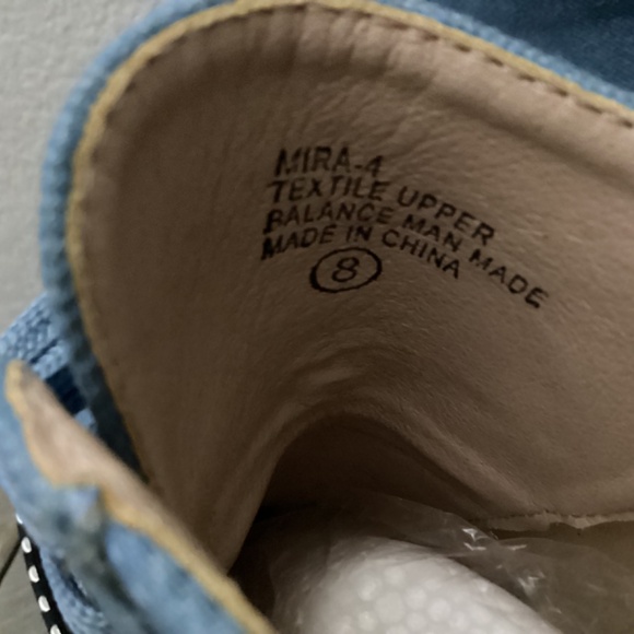 CHASE AND CHLOE Mira Studded Lug Combat Boot (Women), size 8 - Picture 5 of 11